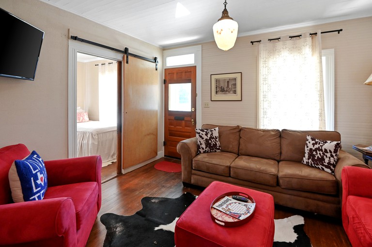 Floating Homes (United States of America, Fredericksburg, Texas)