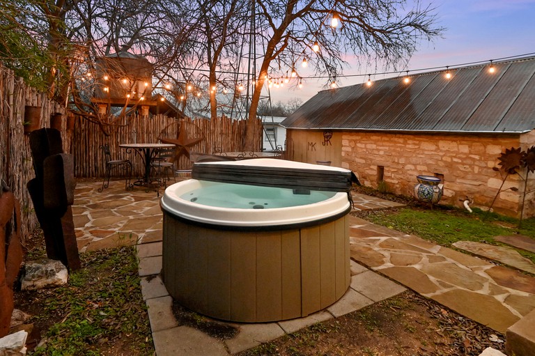 Floating Homes (United States of America, Fredericksburg, Texas)