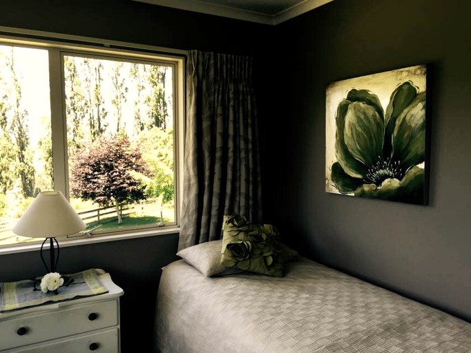 Cottages (Cambridge, North Island, New Zealand)