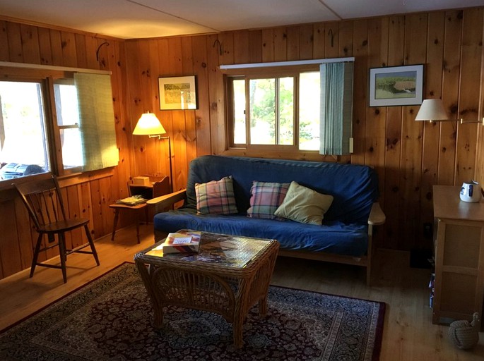 Cabins (Camden, Maine, United States)