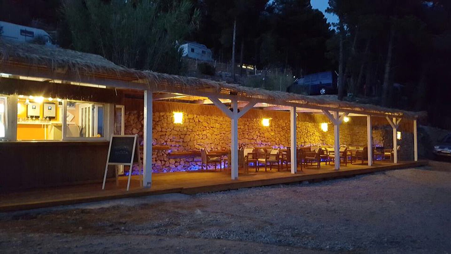 Luxury Safari Tent for a Unique Glamping Getaway on the Island of Brac, Croatia