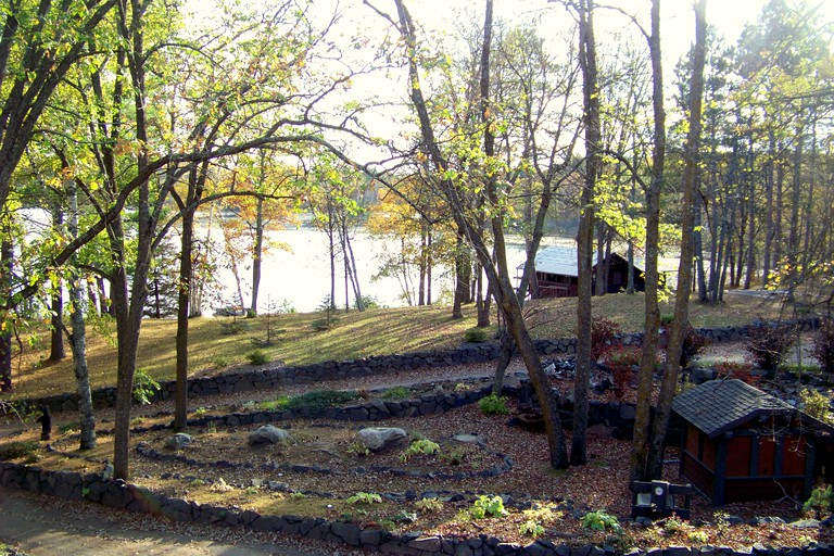 Cabins (Walker, Minnesota, United States)