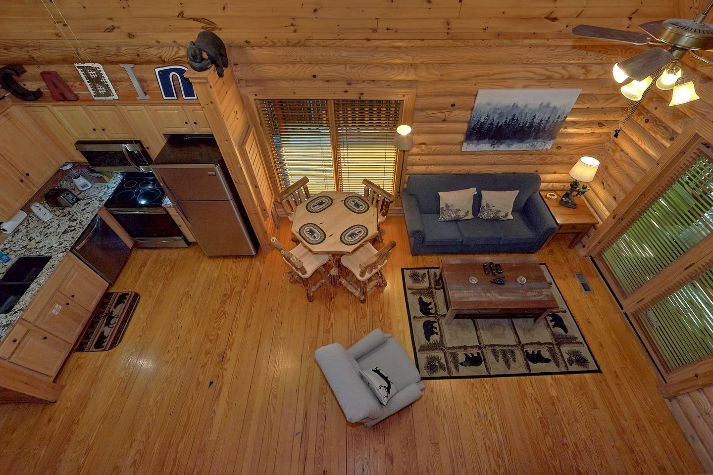 Charming Cabin Escape near Great Smoky Mountain National Park, Tennessee
