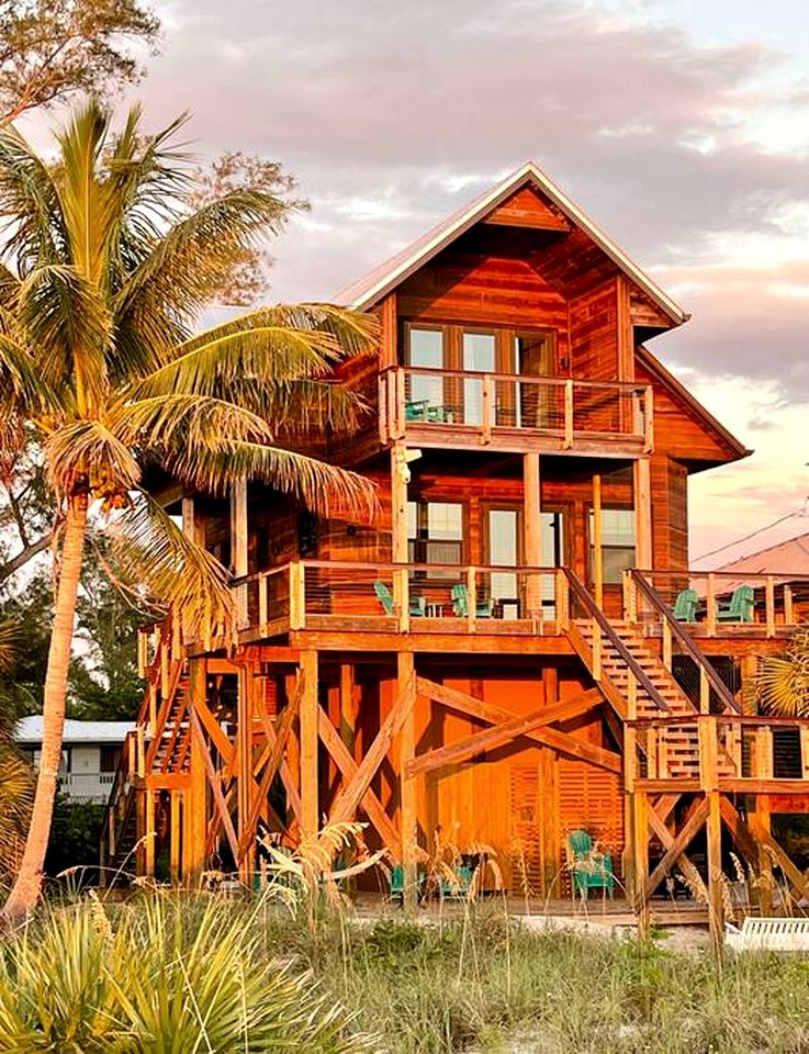 Modern Beach House with Amazing Gulf Views and Direct Beach Access on Little Gasparilla Island, Florida