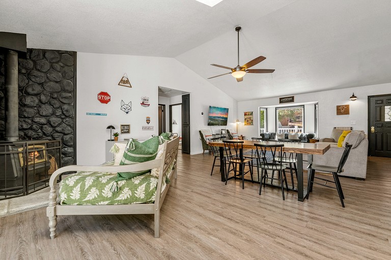Cottages (United States of America, Big Bear Lake, California)