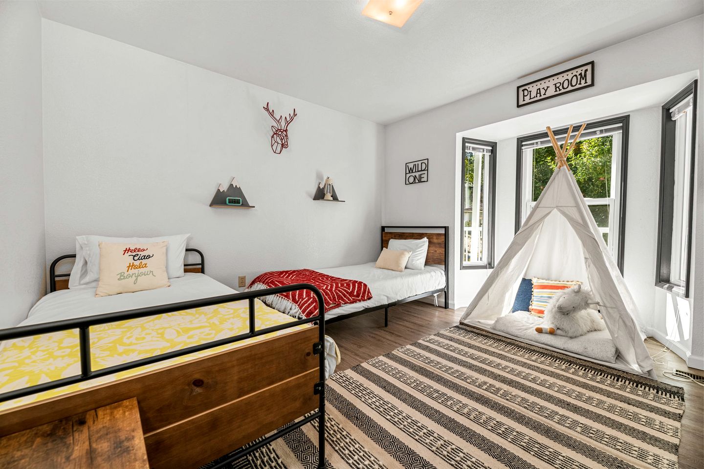 Fantastic Cottage with Barbecue and Fire Pit in Big Bear Lake, California