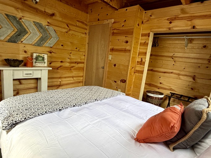 Cabins (United States of America, Swan Valley, Idaho)