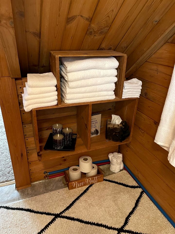 Amazing Lakefront Cabin with All Amenities in Carthage, Fort Drum