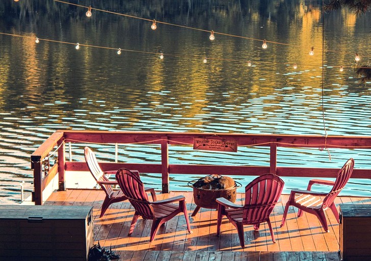 Cabins (United States of America, Carthage, New York)