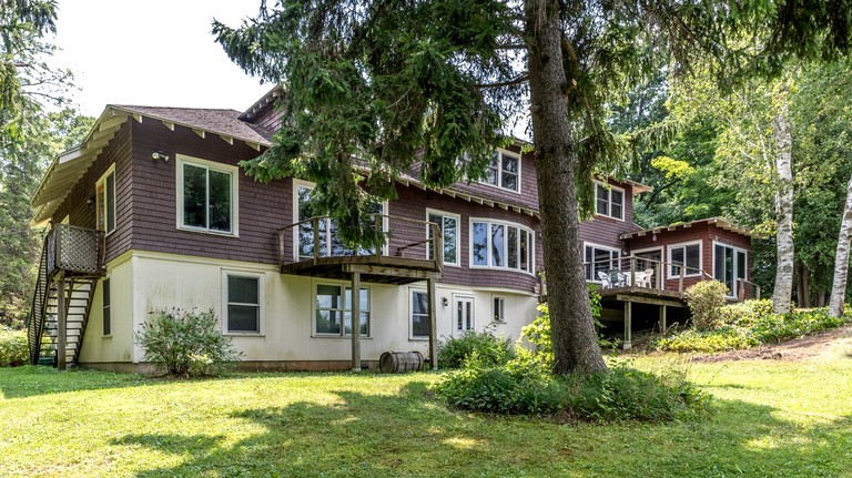 Cottages (United States of America, Charlotte, Vermont)