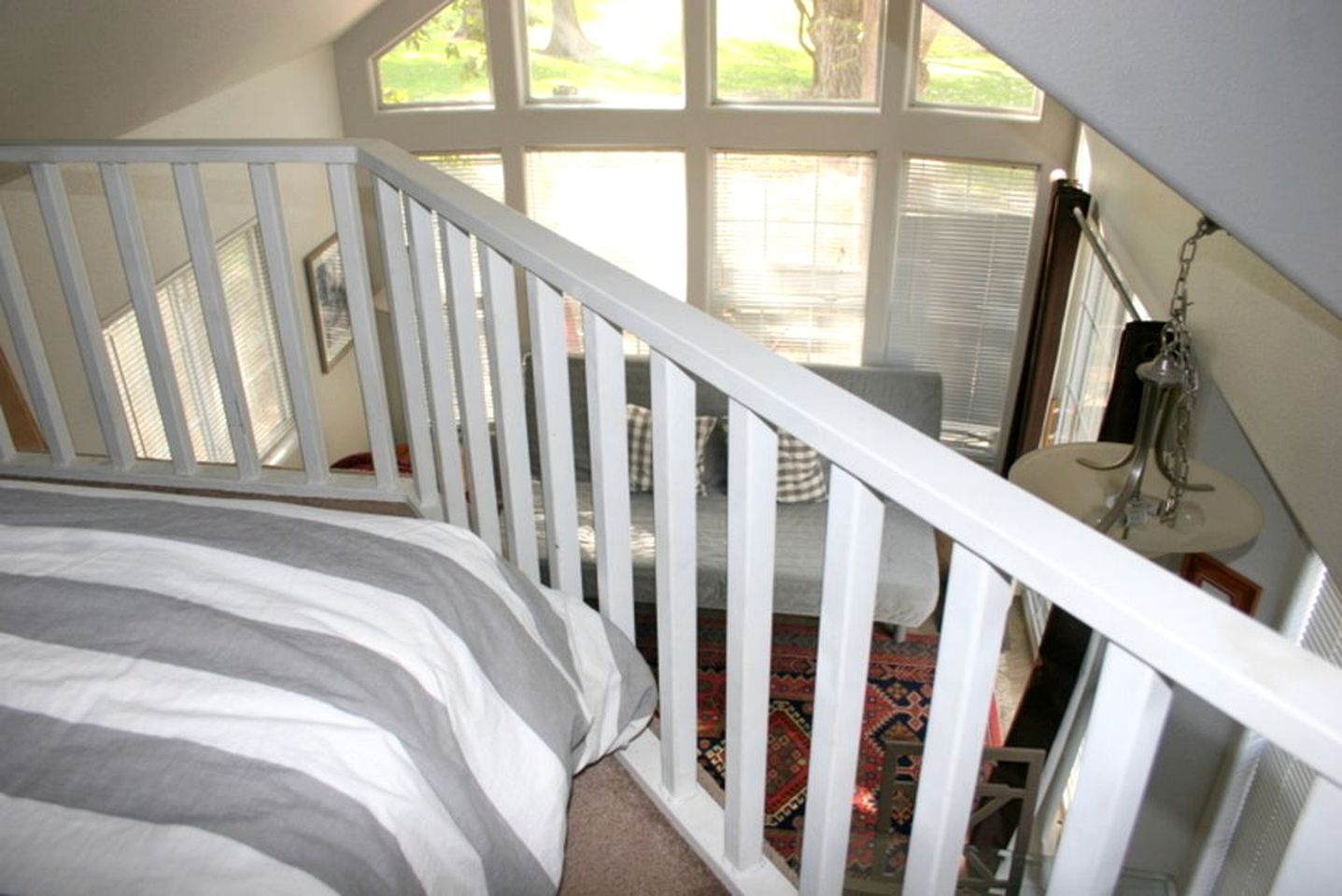 Cozy Cottage Rental for Eight with Lake Views in New Braunfels, Texas