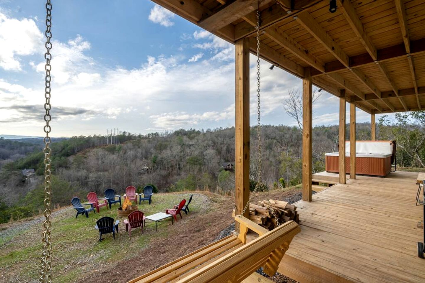 Fantastic Glamping Tiny Home Rental on The Toccoa River in Blue Ridge, Georgia