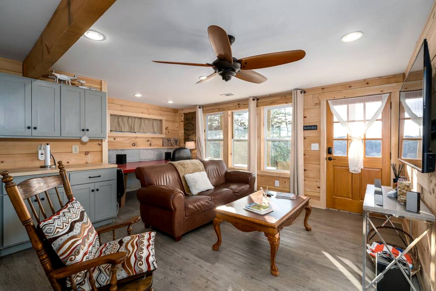 Fantastic Glamping Tiny Home Rental on The Toccoa River in Blue Ridge, Georgia