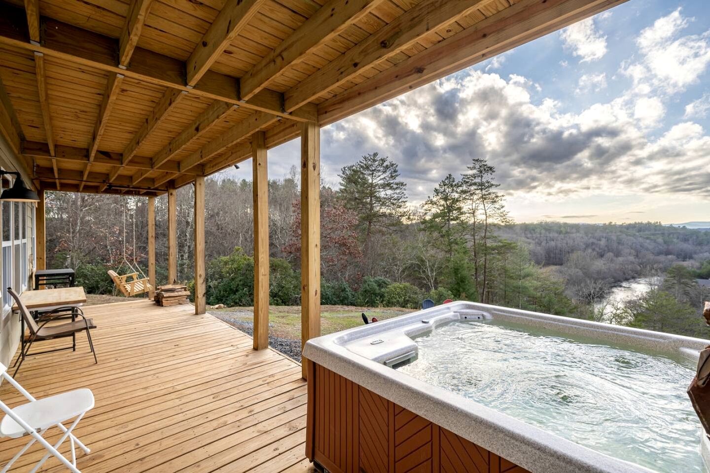 Fantastic Glamping Tiny Home Rental on The Toccoa River in Blue Ridge, Georgia