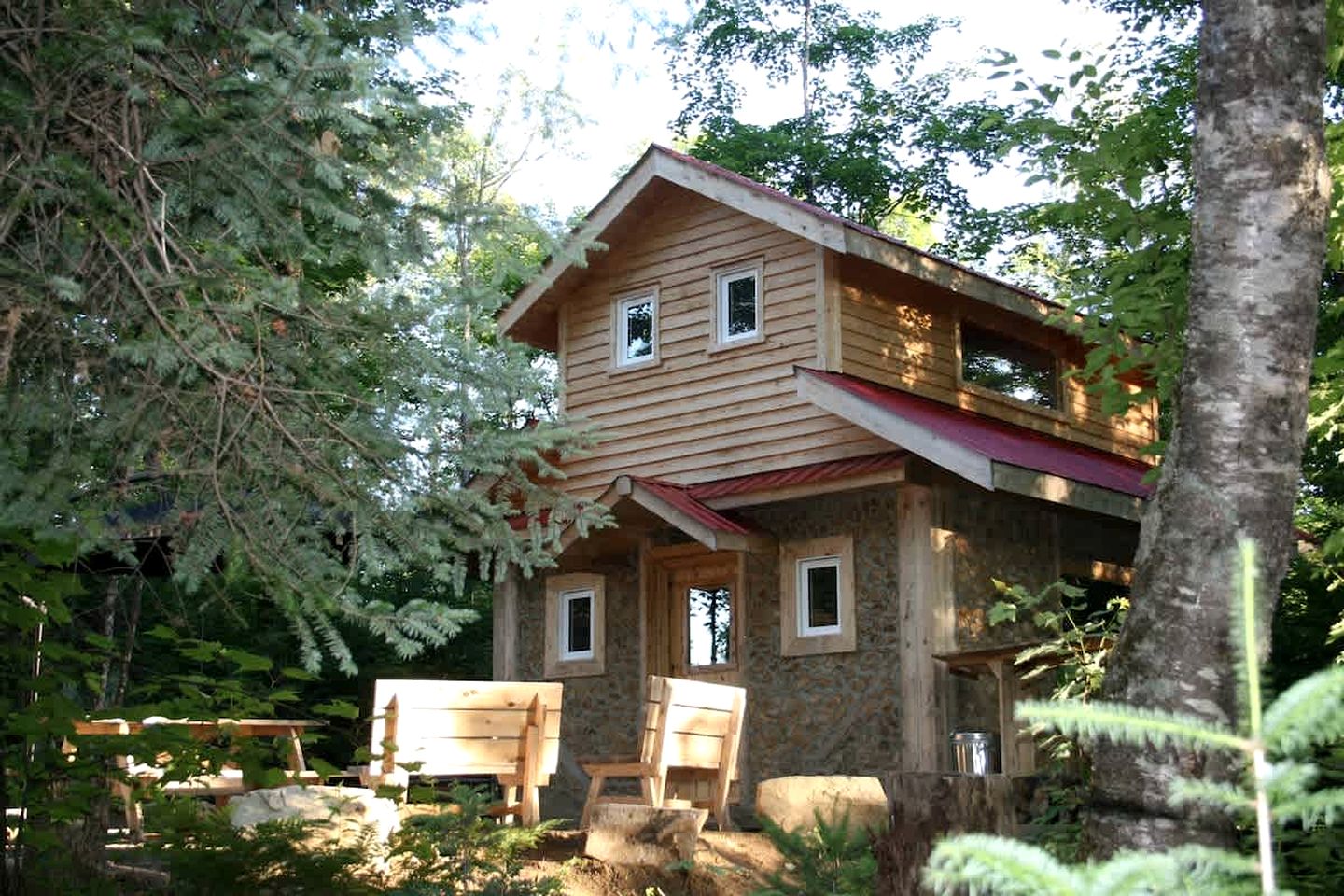 Cabins (Canada, Harrington, Quebec)