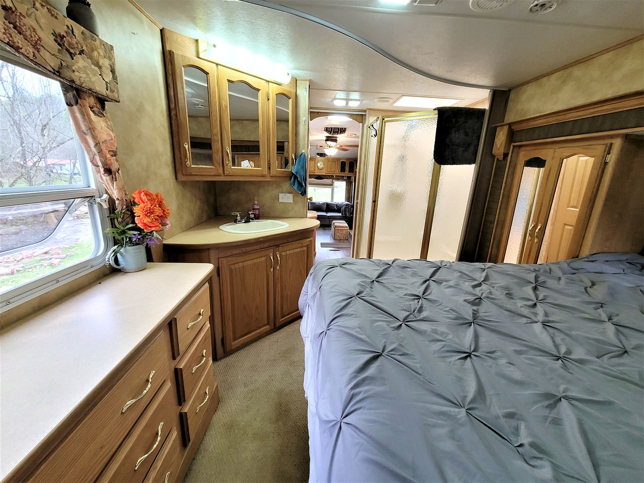 Stunning Caravan with Fire Pit in Del Rio, Tennessee