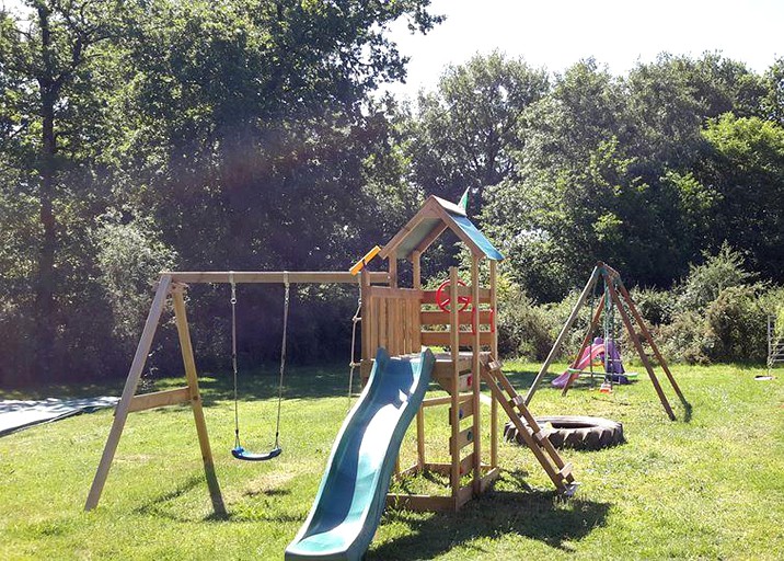 Bell Tents (Chalandray, Nouvelle-Aquitaine, France)