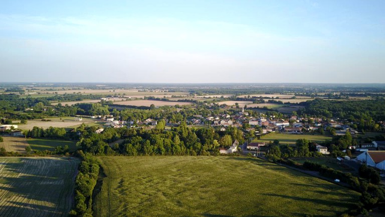 Caravans (Chalandray, Nouvelle-Aquitaine, France)