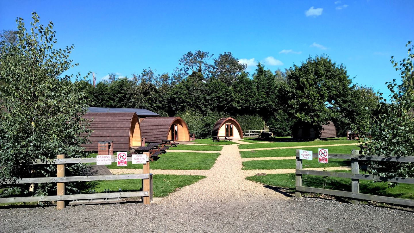 Charming Norfolk Glamping Pod for Holidays in England