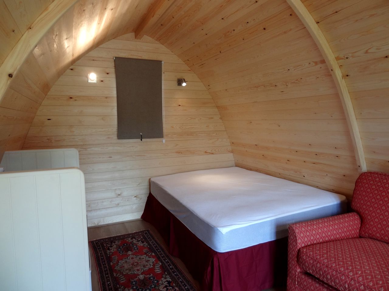 Charming Norfolk Glamping Pod for Holidays in England