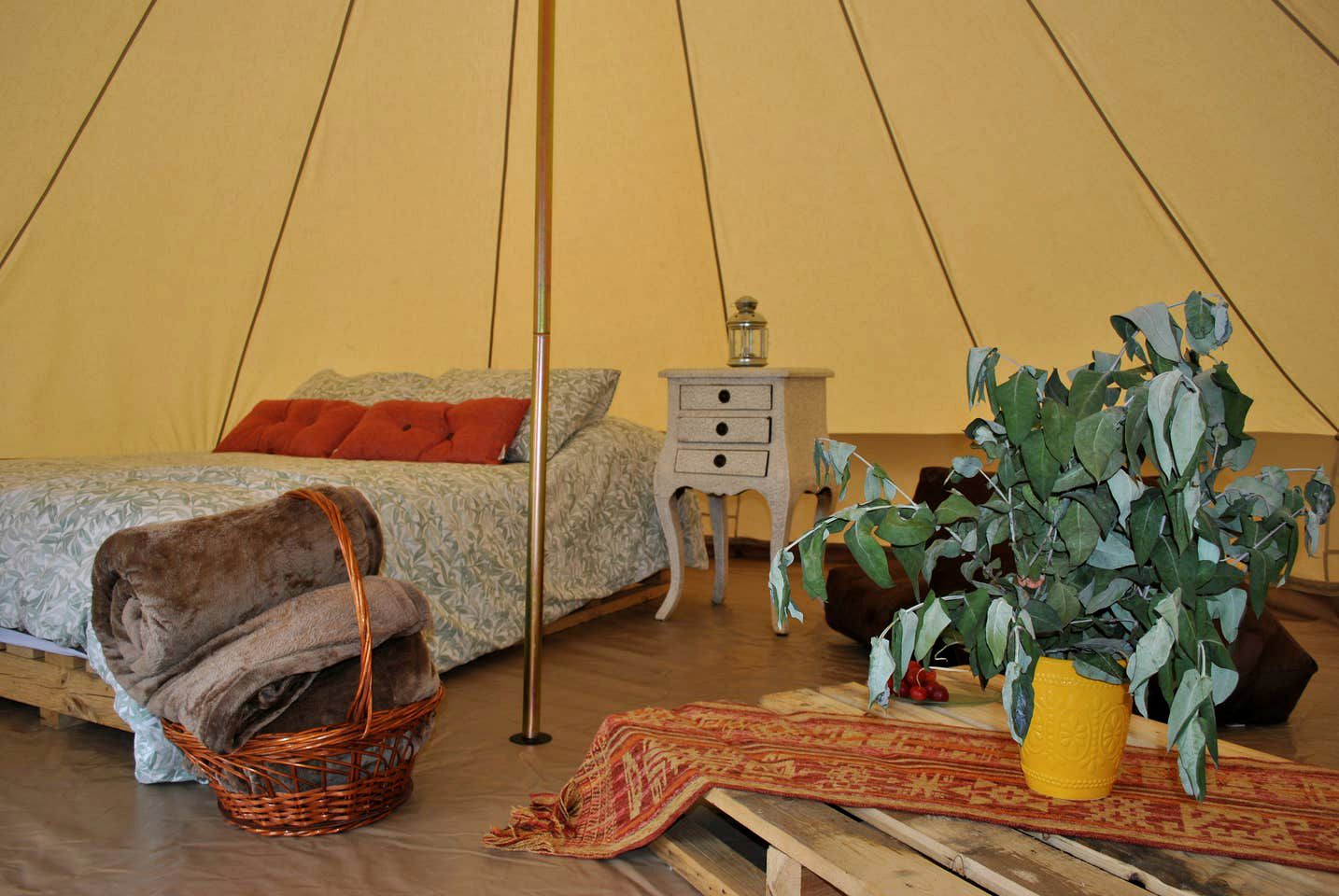 Glamping Accommodation with a Shared Barbecue Area near Villa de Leyva in Colombia