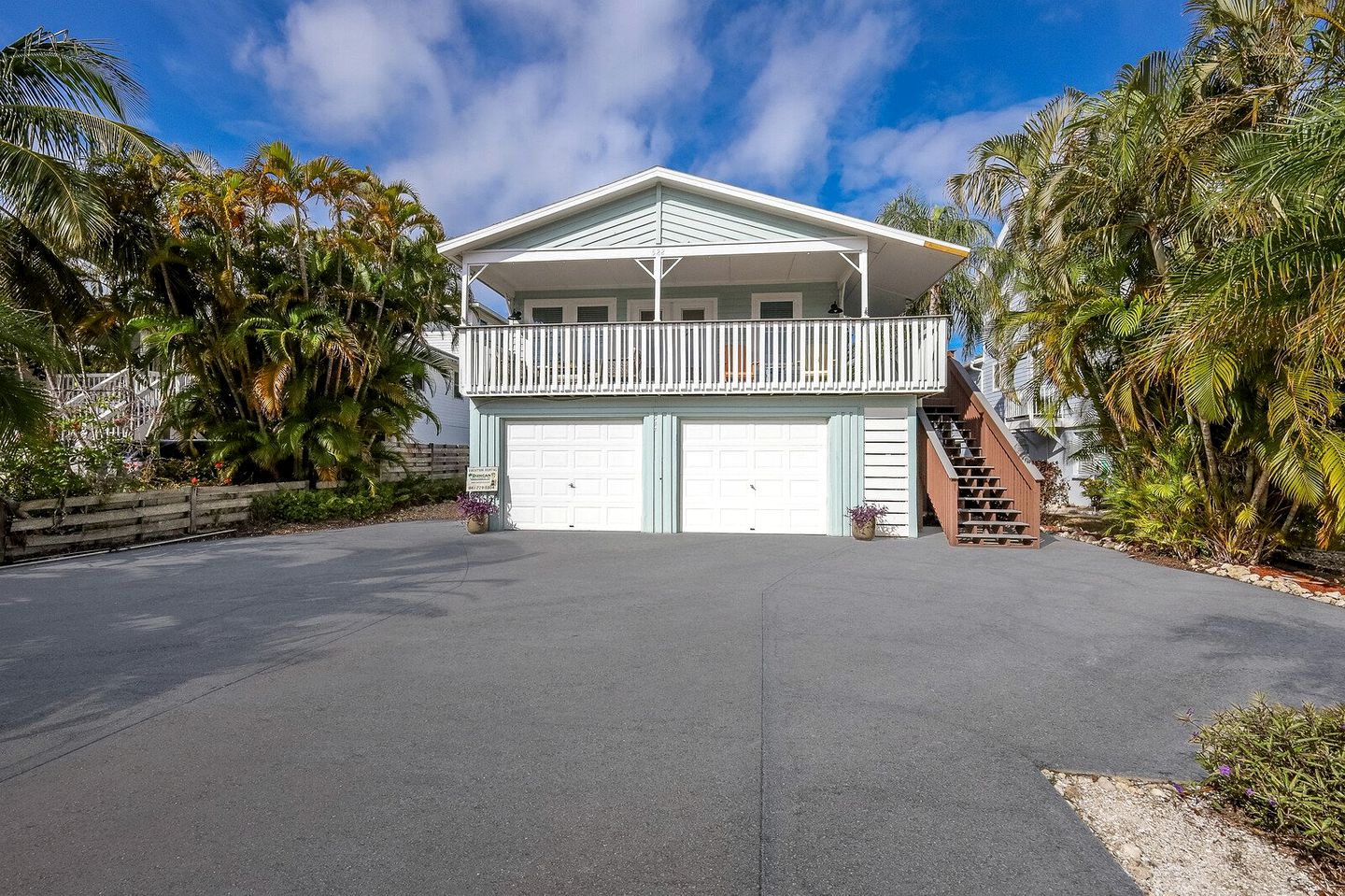 Delighting Beach House with Swimming Pool in Anna Maria, Florida