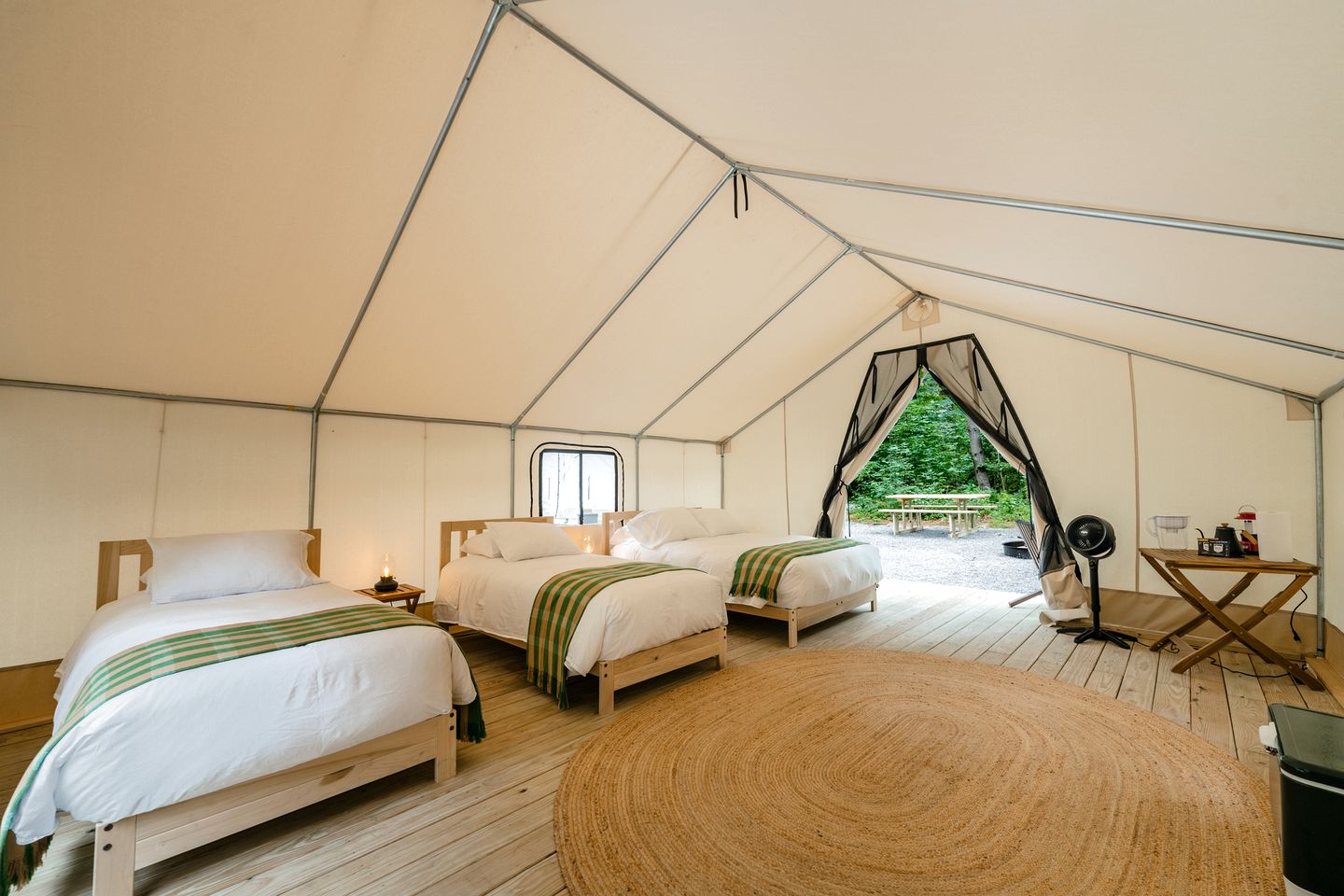 Large Safari Tent on the Hudson River, Perfect for a Family Glamping Getaway
