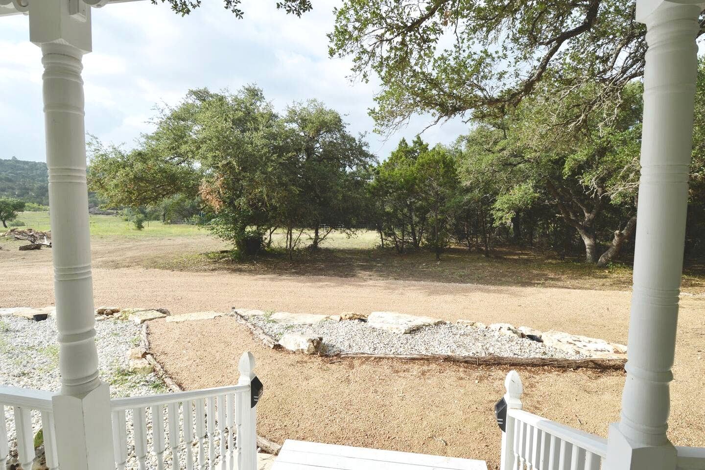 Secluded, Quiet 1B/1B Luxury Private Farm Stay in Fischer, TX