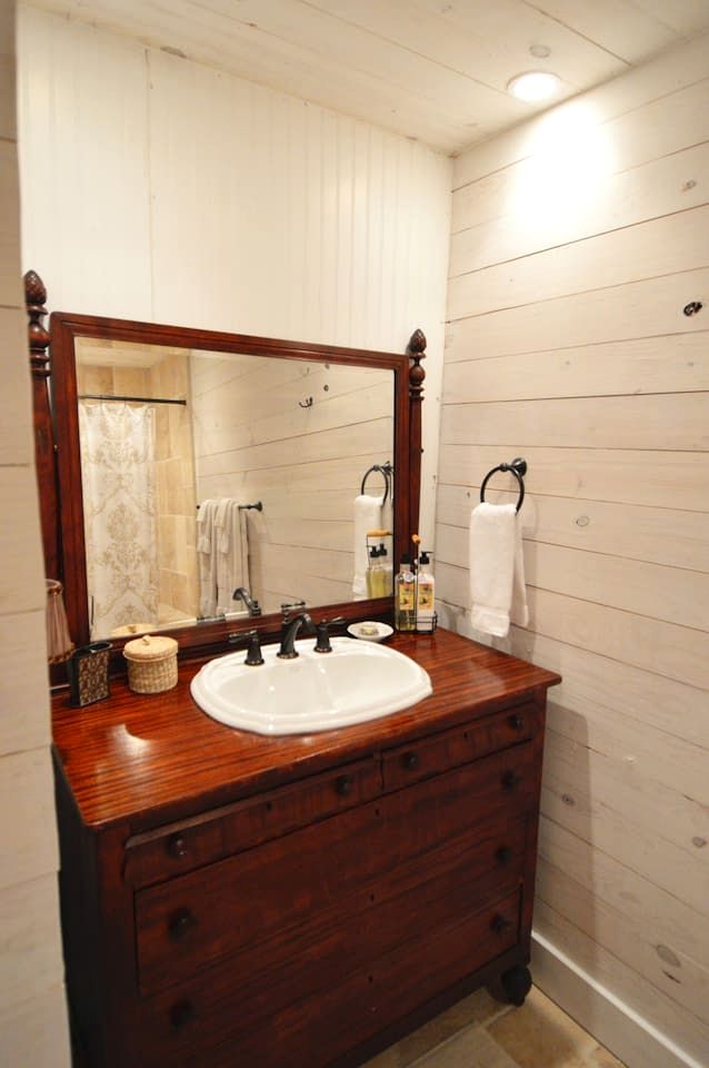 Secluded, Quiet 1B/1B Luxury Private Farm Stay in Fischer, TX