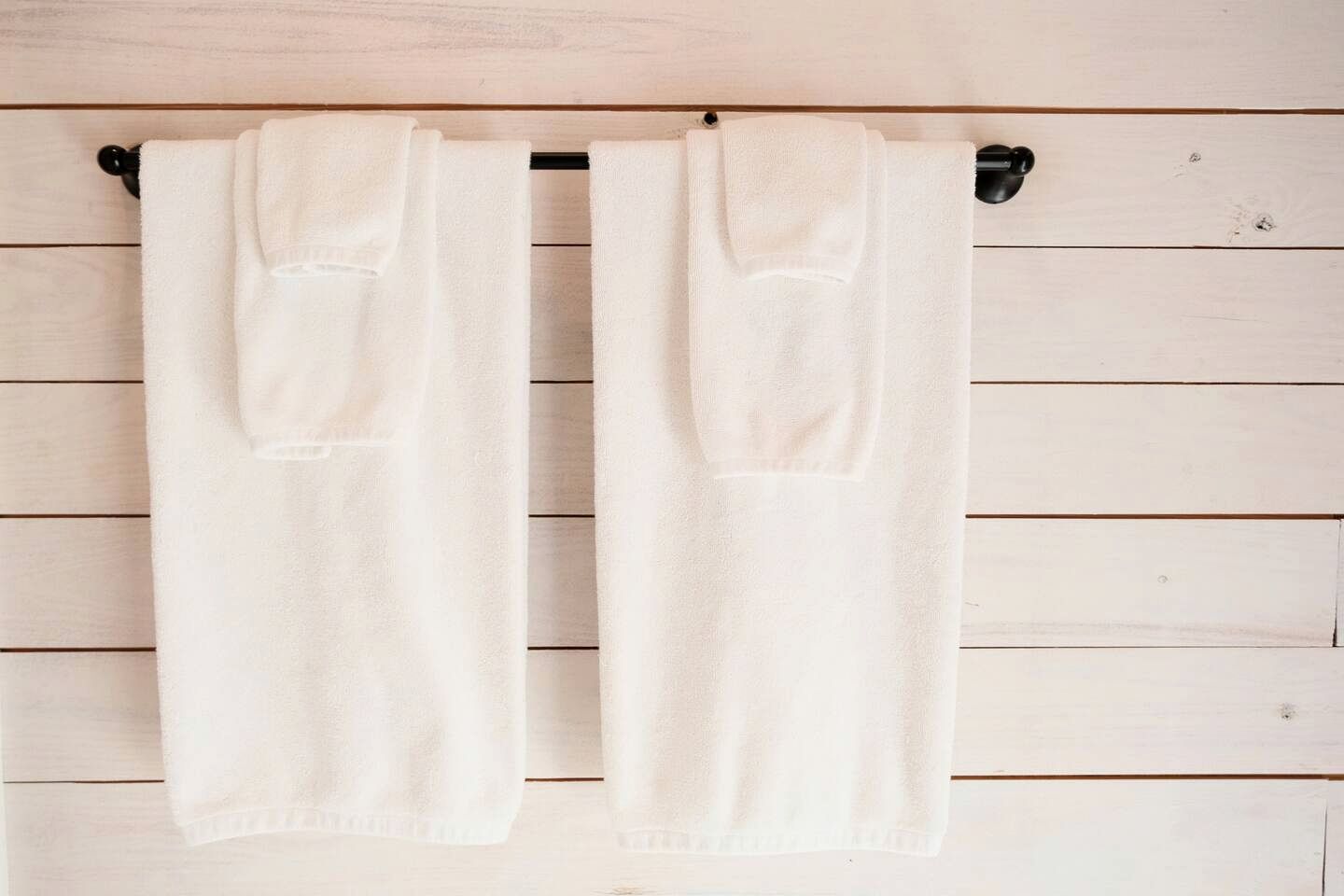 Secluded, Quiet 1B/1B Luxury Private Farm Stay in Fischer, TX