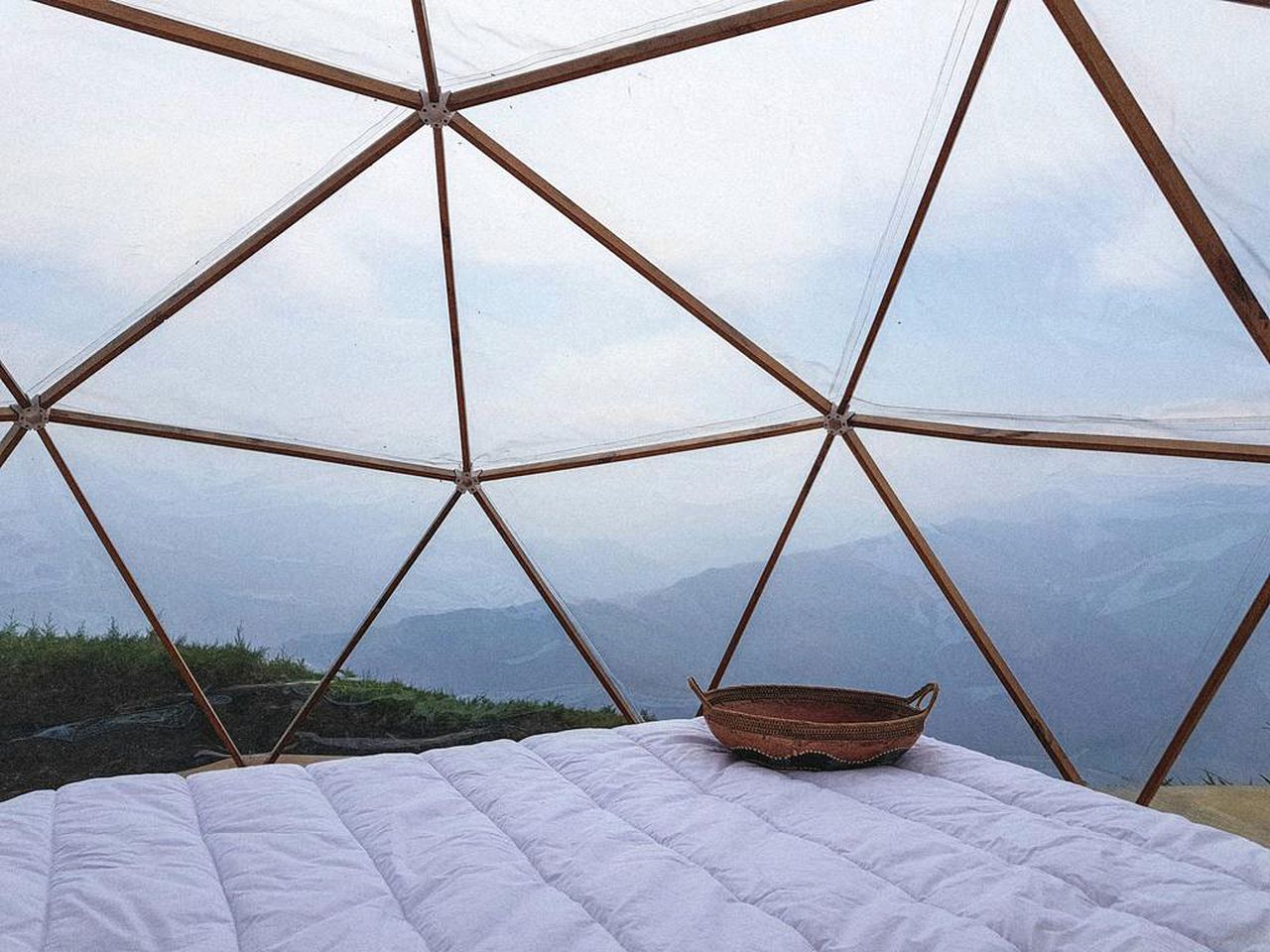 Mountaintop Glamping Dome for a Romantic Getaway in Santander, Colombia