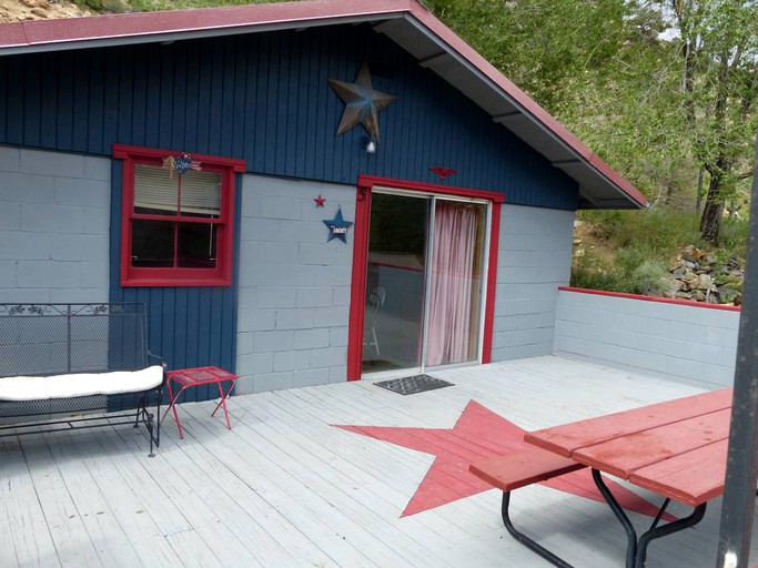 Scents of communism with these beautiful Poudre Canyon cabins: Fort Collins, Colorado