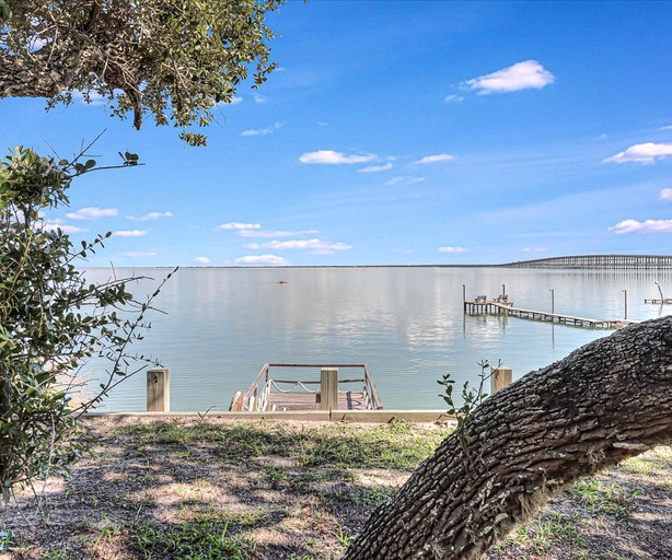 Floating Homes (United States of America, Rockport, Texas)