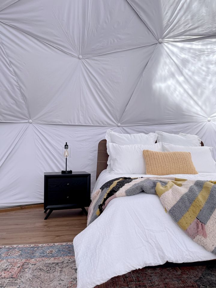 Amazing Dome with Stunning Sights in Wayne County, Utah