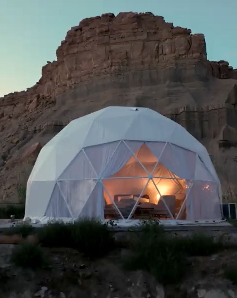 Domes (United States of America, Wayne County, Utah)