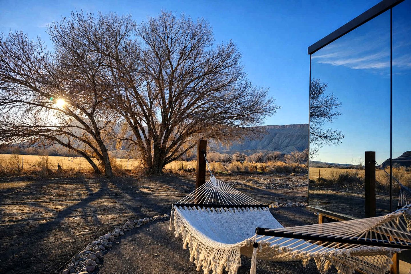 Modern Mirror Cabin Retreat with Stargazing & Desert Views near Capitol Reef, Torrey Utah