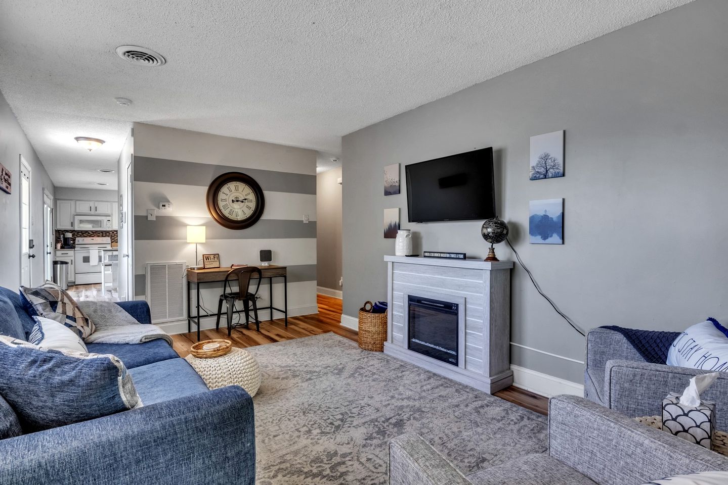Pet-Friendly Cabin with Foosball Table Ideal for Small Families in Sevierville, Tennessee
