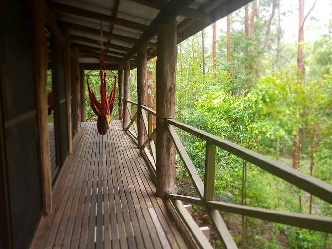 Log Cabins (Main Creek, New South Wales, Australia)