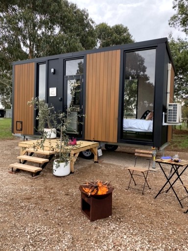 Tiny Houses (Australia, Cardigan, Victoria)