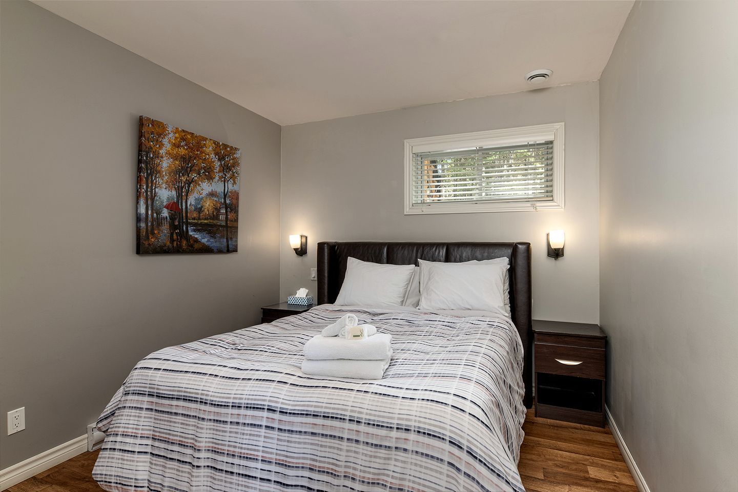 Stylish Vacation Rental with Hot Tub and Four-Sided Fireplace for Family Getaway in Charlevoix, Quebec