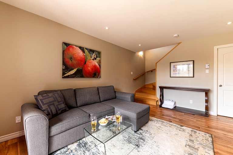 Vacation Rentals (Canada, Petite-Rivière-Saint-François, Quebec)