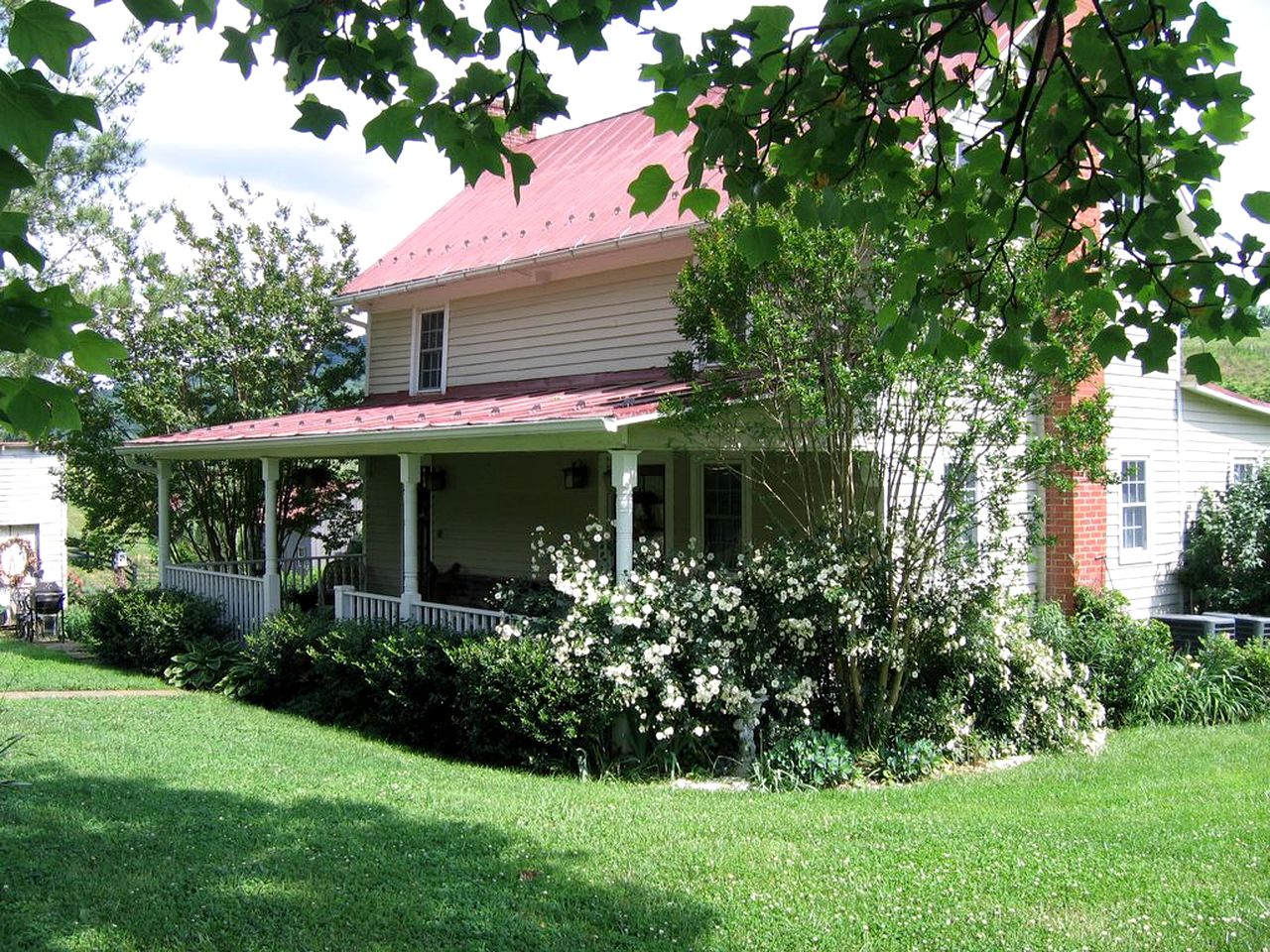 Lovely Cottage on Farm near Shenandoah National Park, Virginia