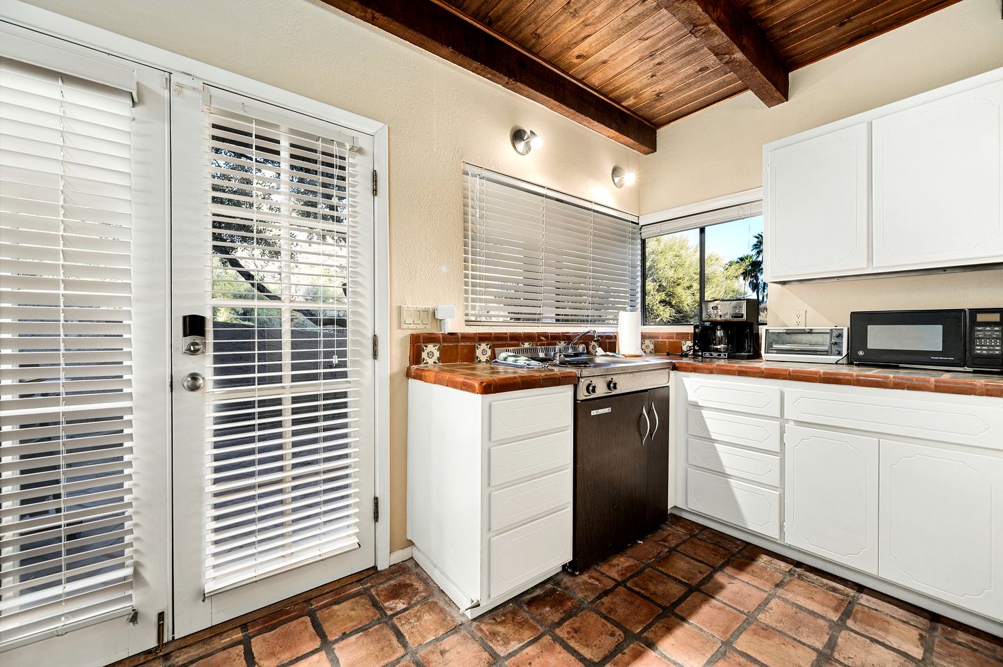 Carefree Crest: Jaw Dropping Views in Scottsdale, AZ