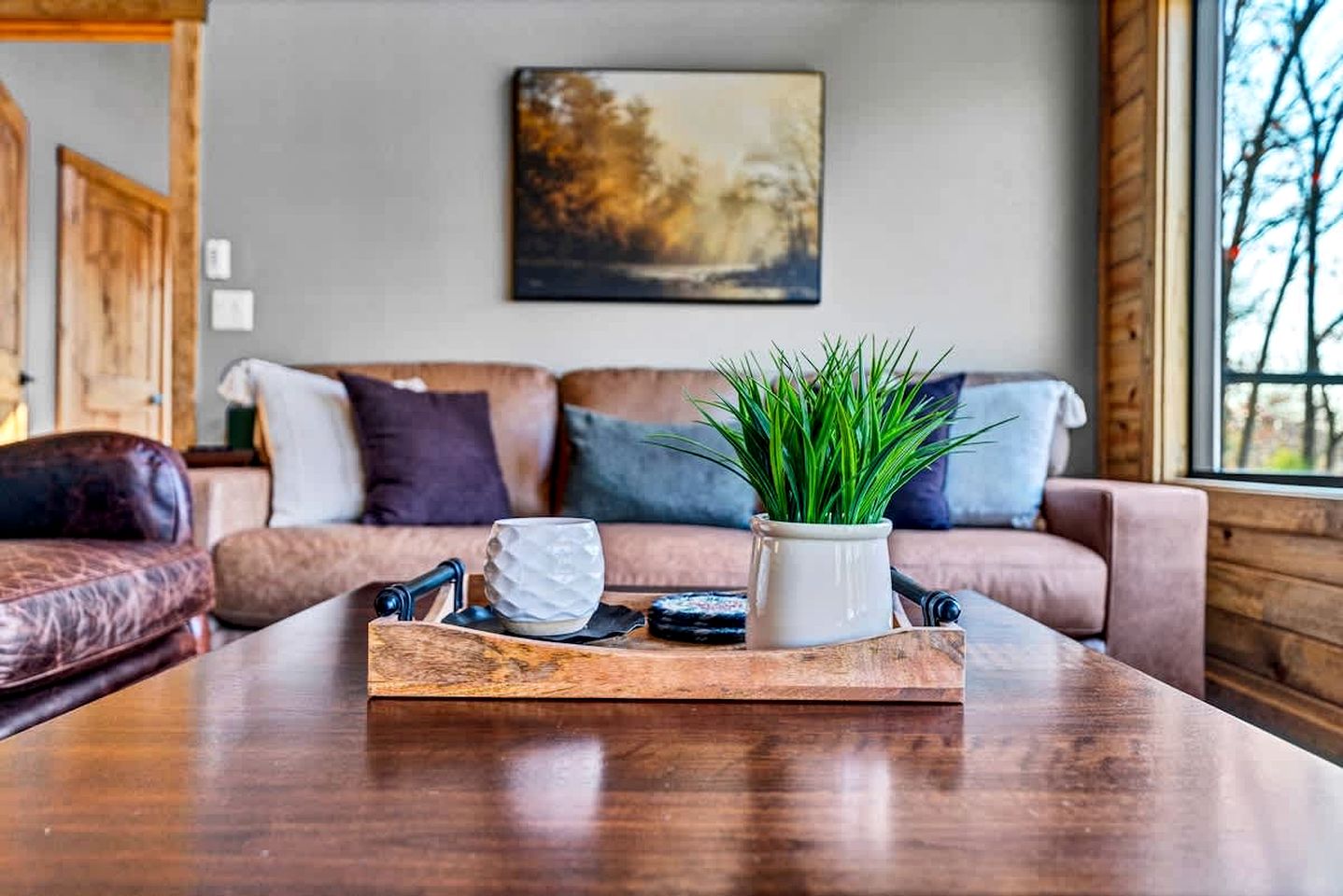 Secluded Riverfront Cabin with Scenic Bluffs near Fayetteville, Arkansas