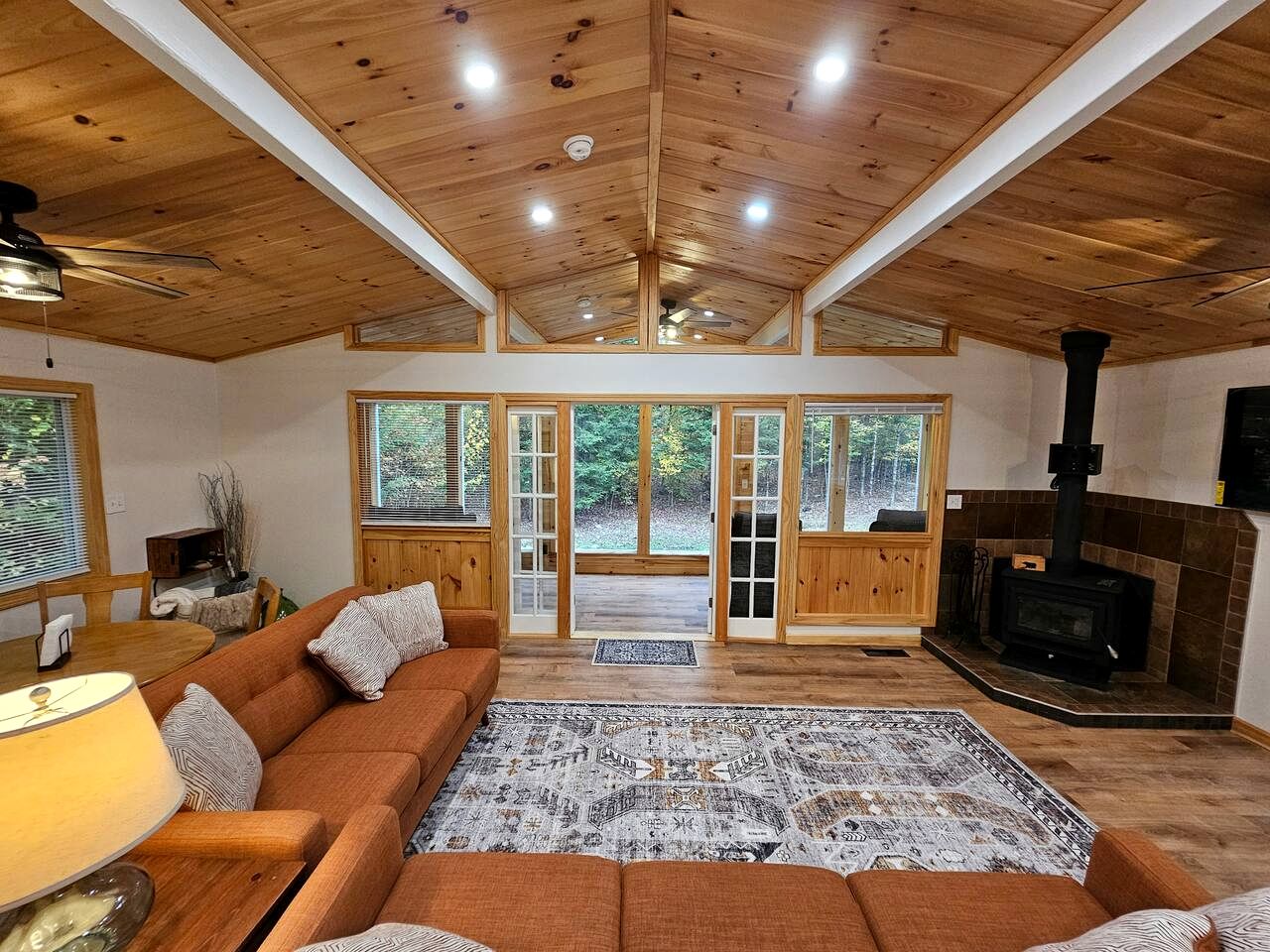 Beautiful Cozy Cabin with Hot Tub and Fire Pit near Haverhill, New Hampshire