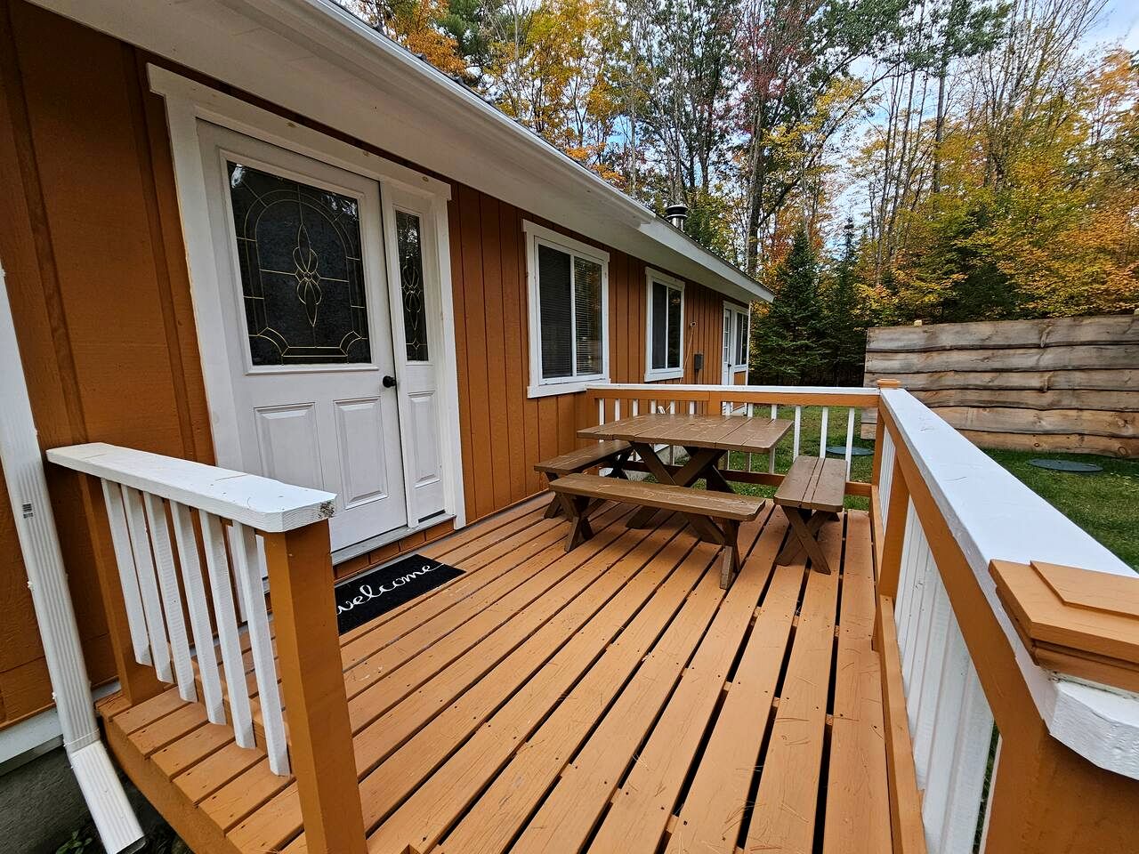 Beautiful Cozy Cabin with Hot Tub and Fire Pit near Haverhill, New Hampshire