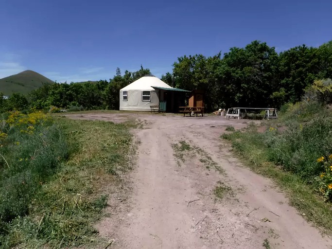 Yurts (Pocatello, Idaho, United States)