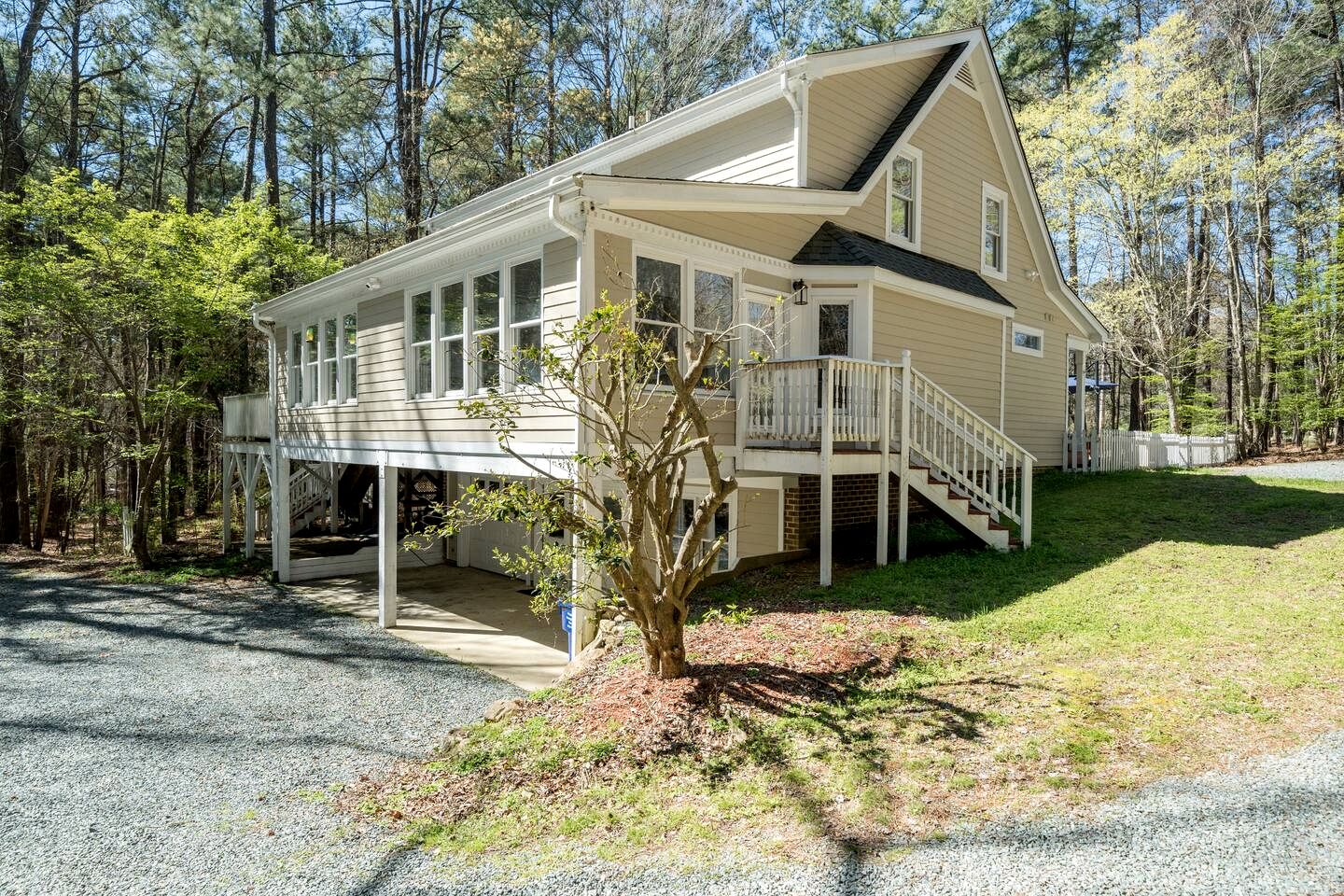 Off-Grid Cottage with Foosball and Great Vistas in Chapel Hill, North Carolina