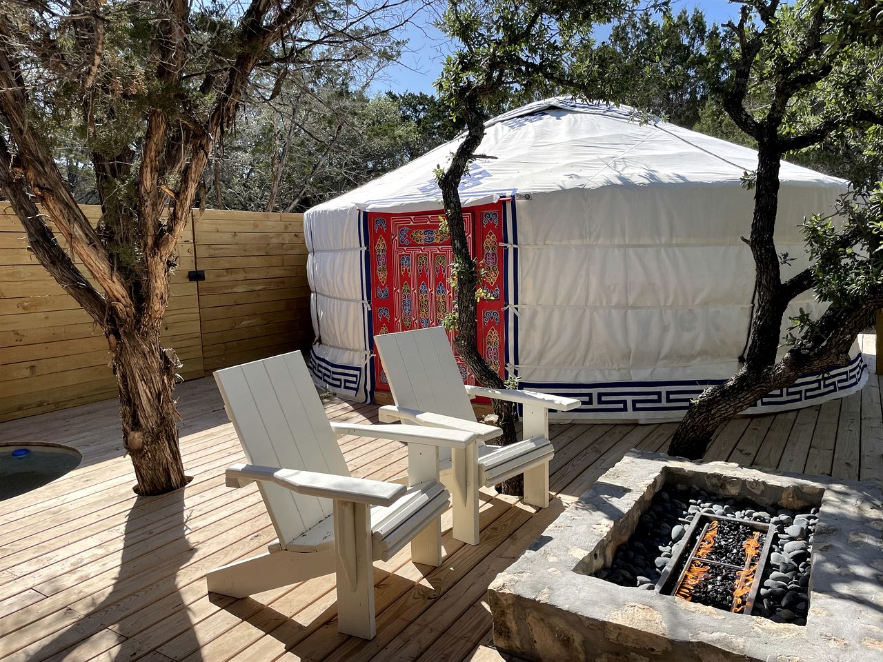 Beautiful Secluded Yurt with Hot Tub in Dripping Springs, Texas
