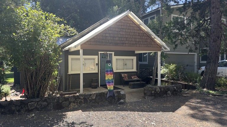 Cabins (United States of America, Castella, California)